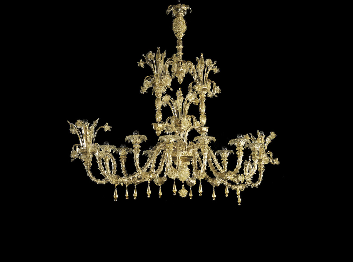 C-1950_12-traditional-venetian-chandeliers