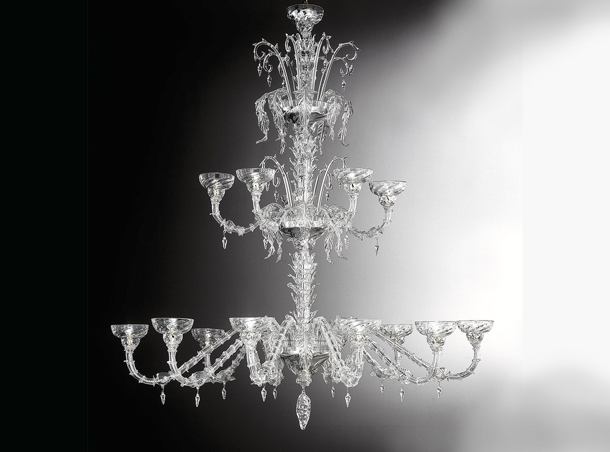 C-Atlantis-Dubai-traditional-venetian-chandeliers