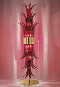 Sculture di luce: Custom made glass chandeliers